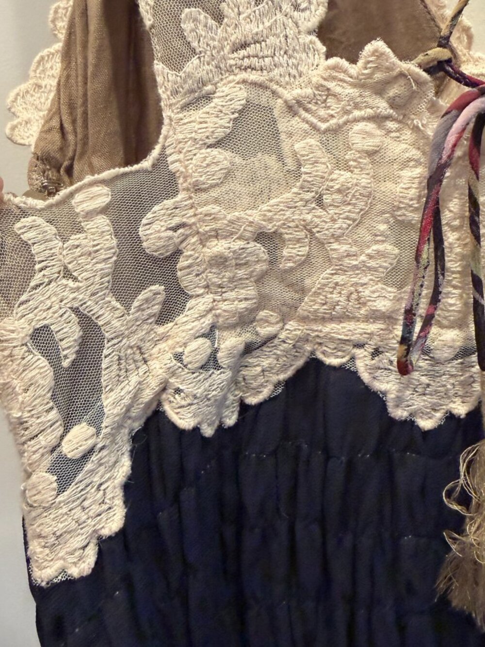 Free People Sun Kisses Romper Lace Embroidered Size 6 - Picture 6 of 7